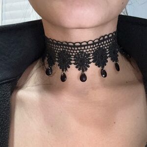2 vintage Elegant Black Lace Choker Necklace